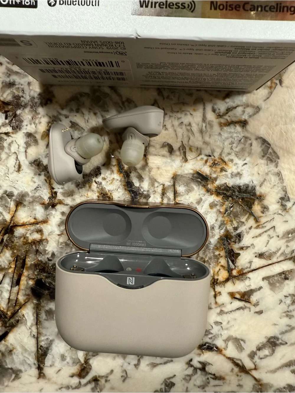Sony WF-1000XM3 Wireless Earbuds with Bronze Charging Case